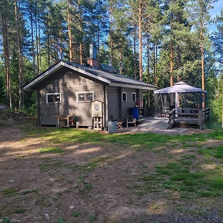 Metsaemoekki Chalé Lohja