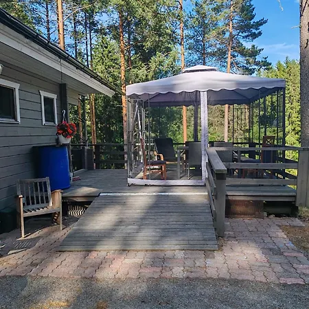 Metsaemoekki Chalet